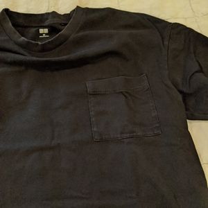 Uniqlo Cropped Tshirt